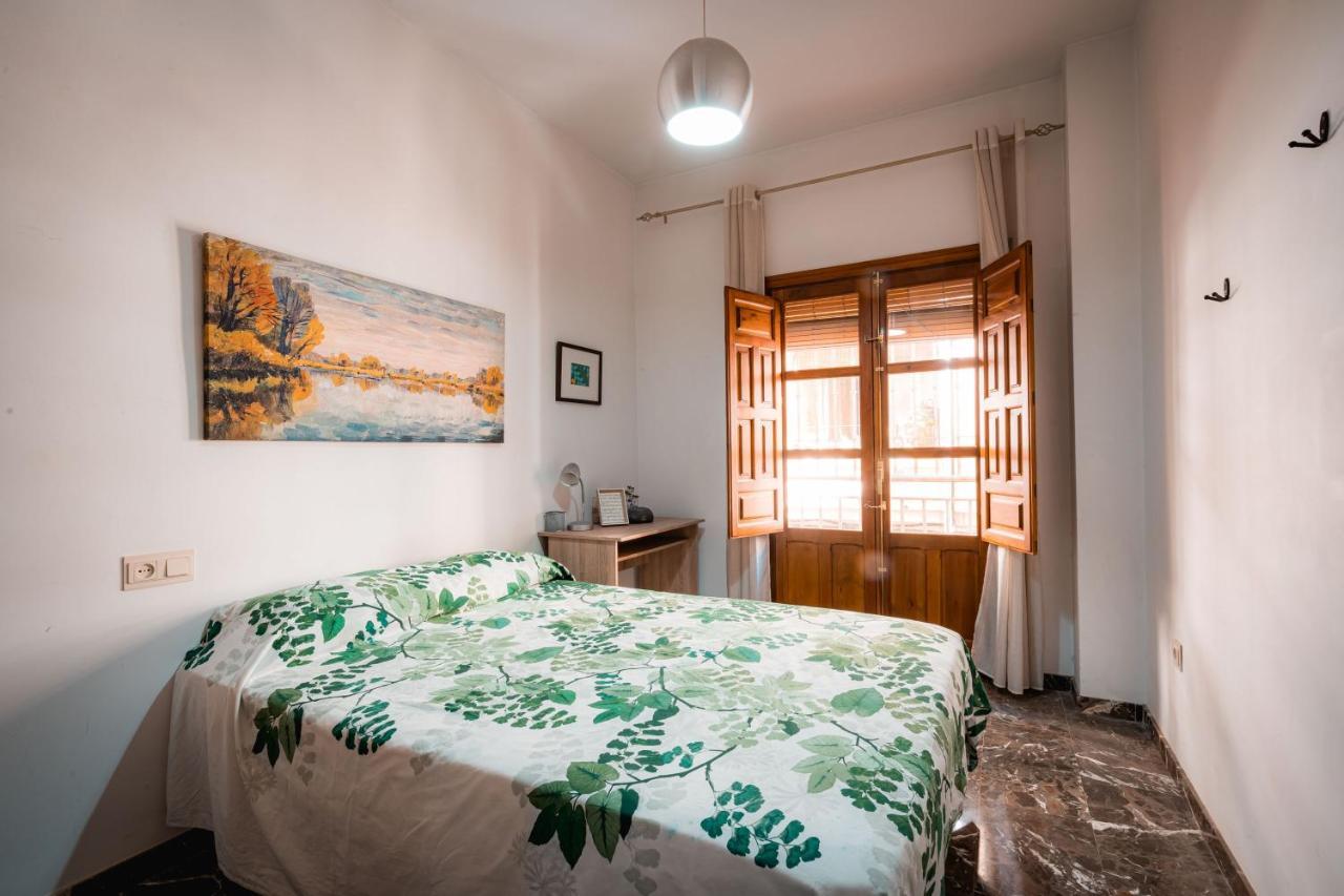 Qh Gran Via 01 Apartman Granada Kültér fotó