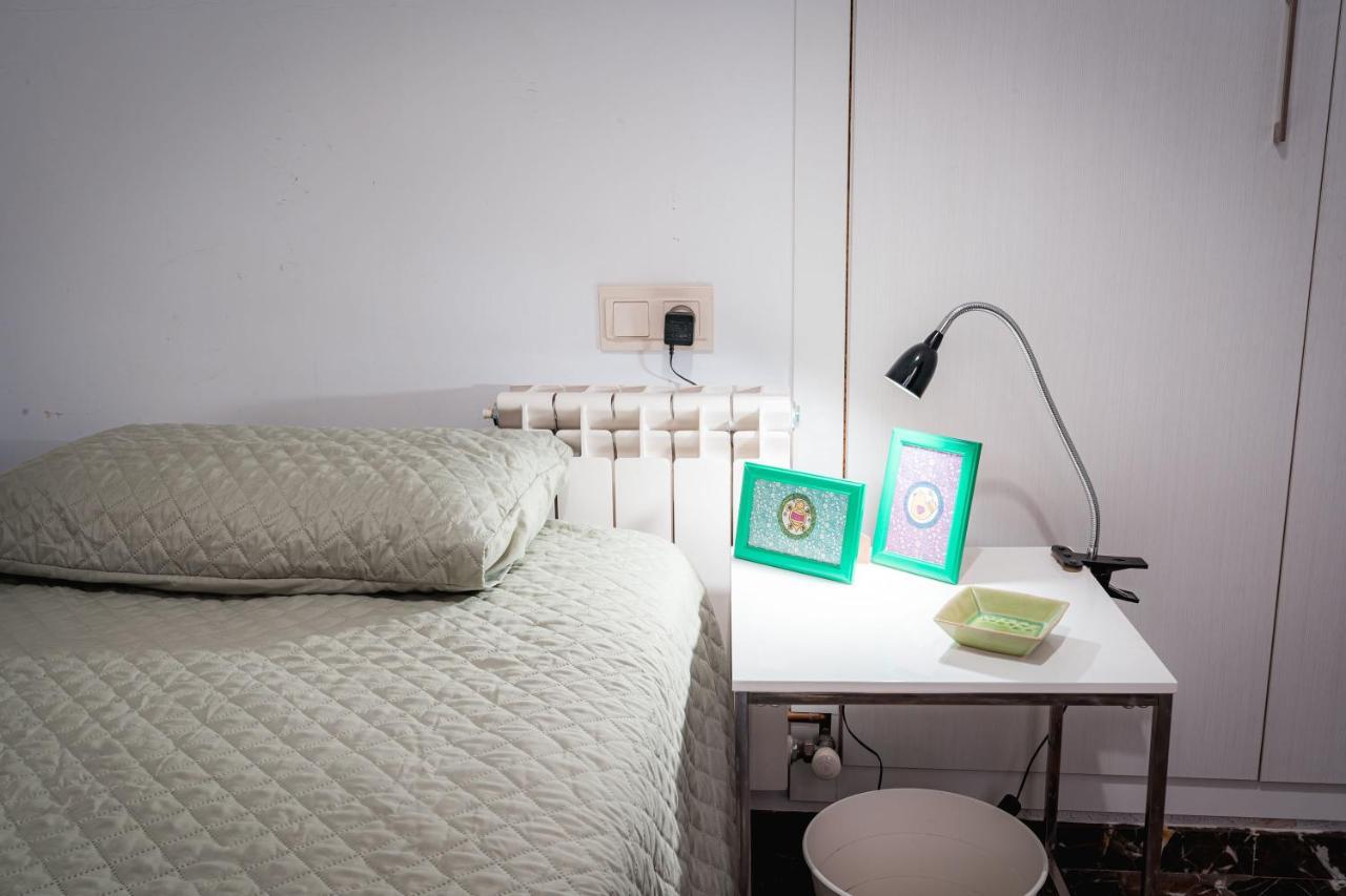 Qh Gran Via 01 Apartman Granada Kültér fotó