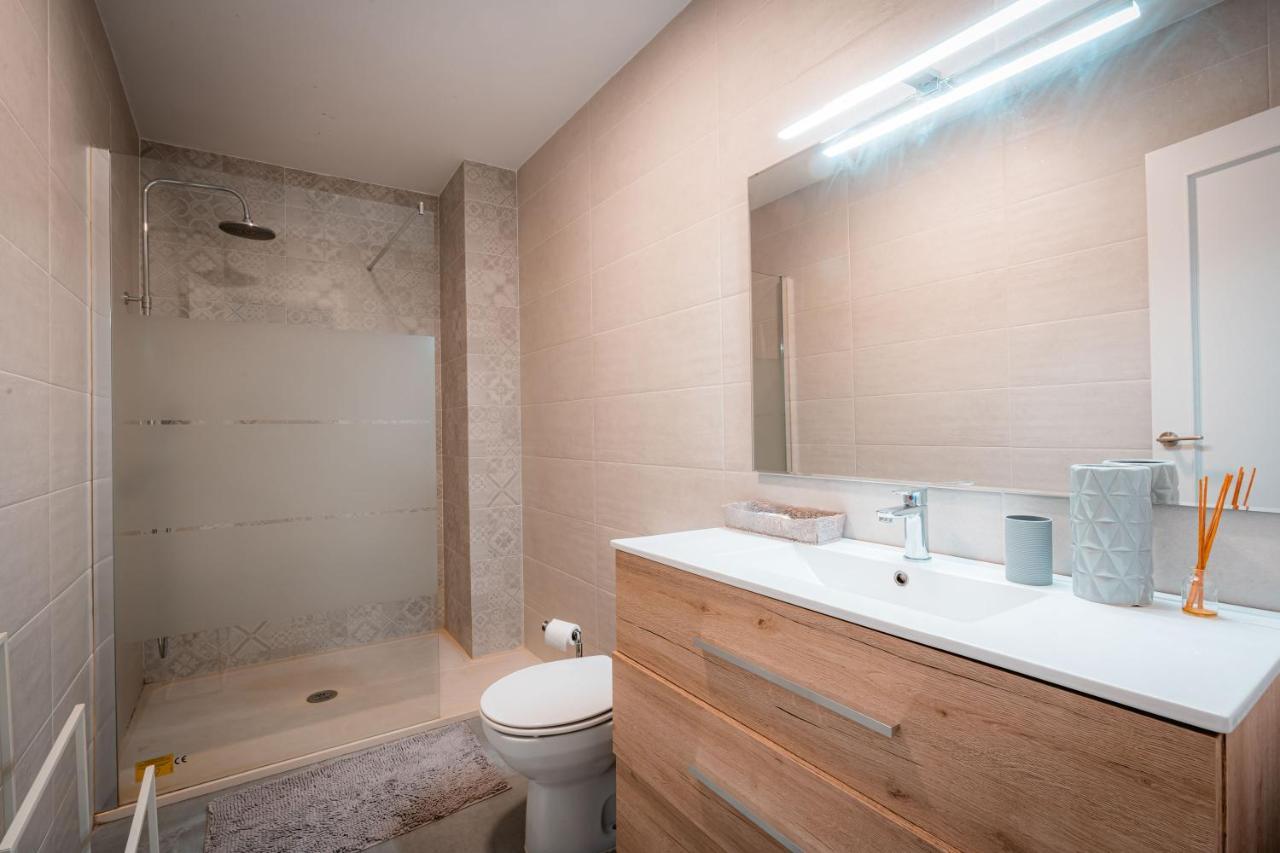 Qh Gran Via 01 Apartman Granada Kültér fotó